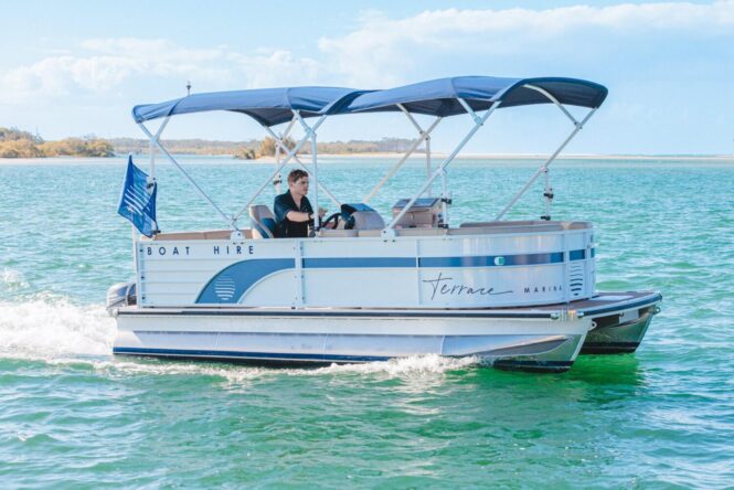 8 Person Luxury Noosa River Cruise Pontoon with BBQ